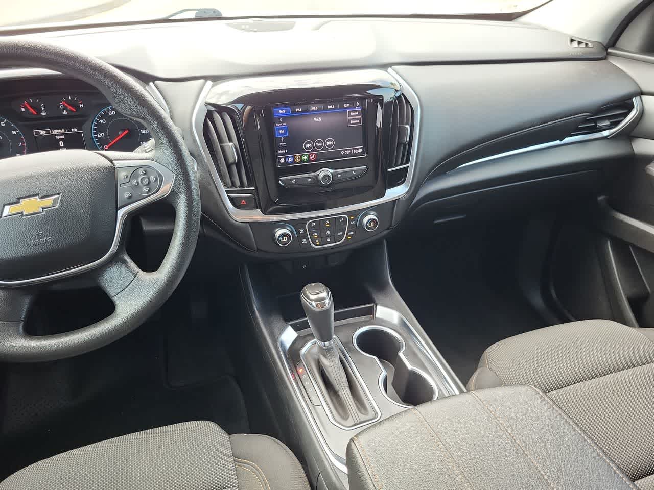 Thumbnail: 2020 Chevrolet Traverse - 24