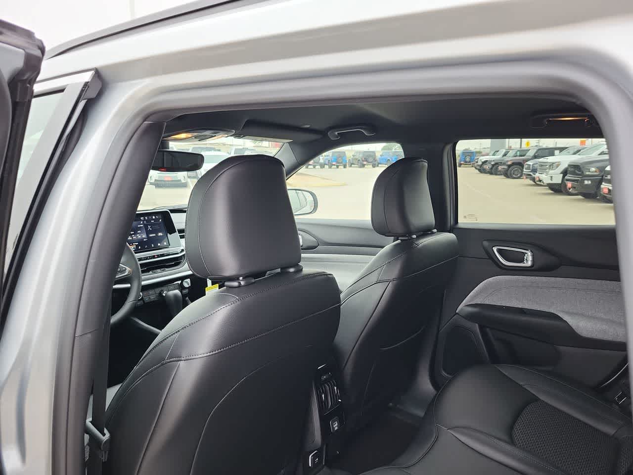 Thumbnail: 2026 Jeep Compass - 20