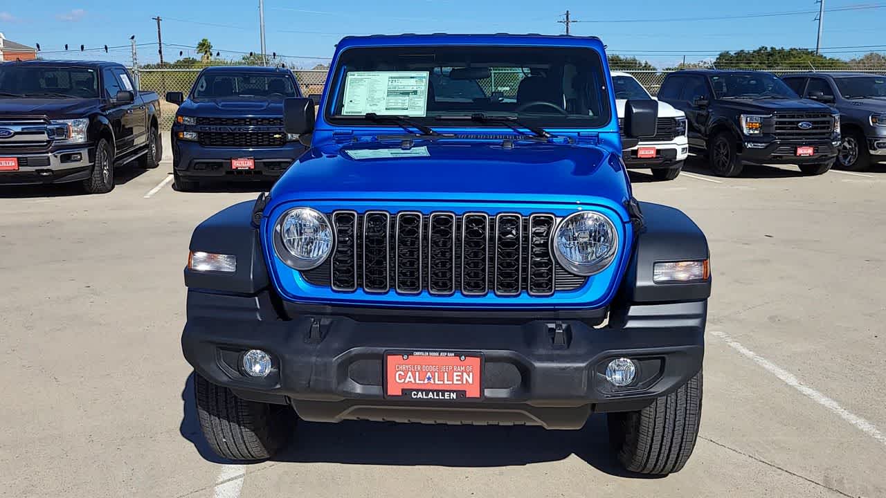 Thumbnail: 2026 Jeep Wrangler - 3