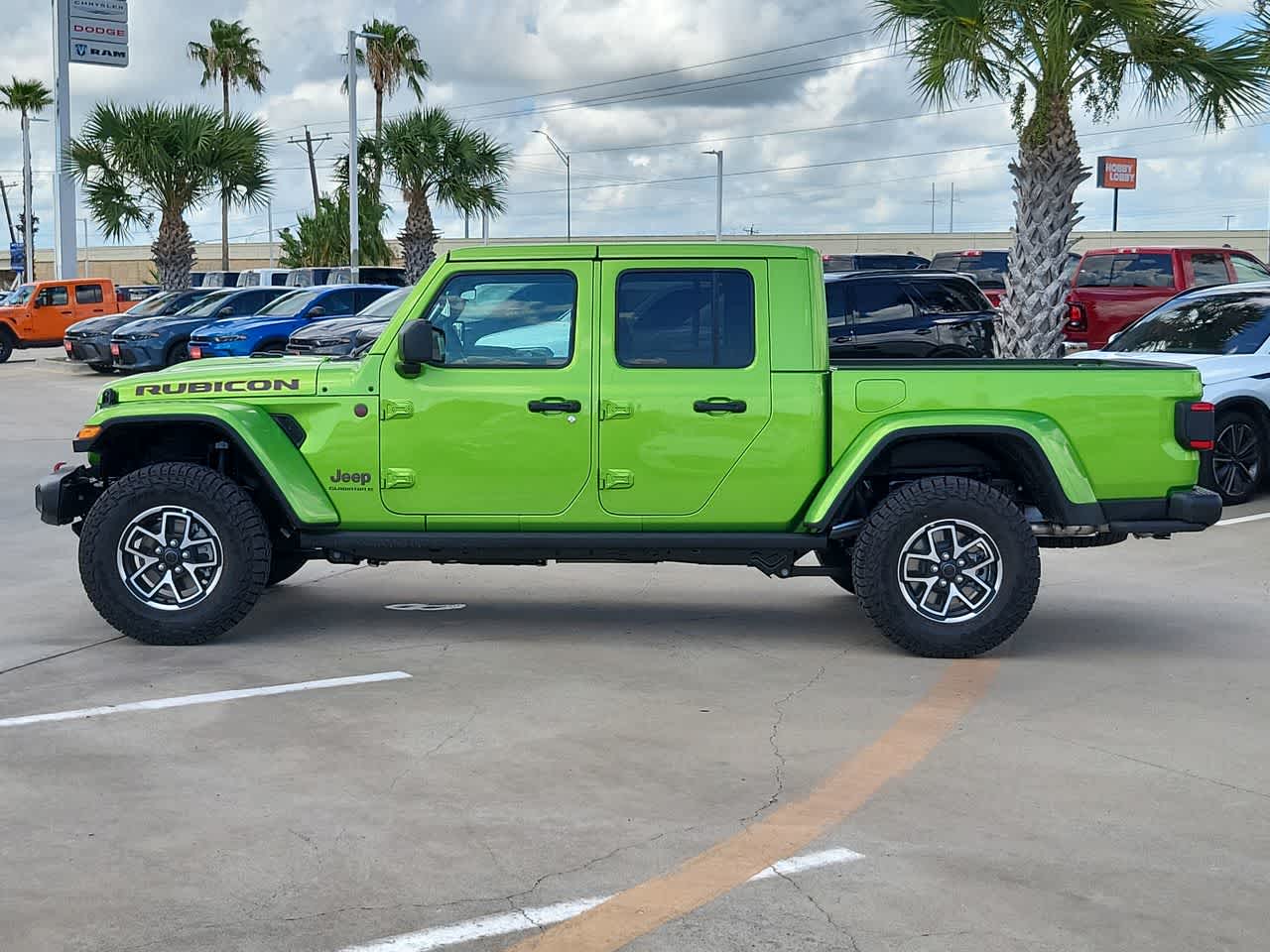 Thumbnail: 2025 Jeep Gladiator - 11