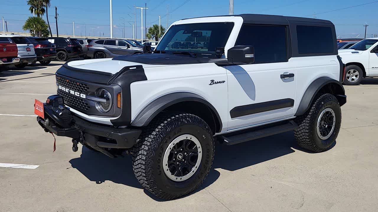 Thumbnail: 2022 Ford Bronco - 4