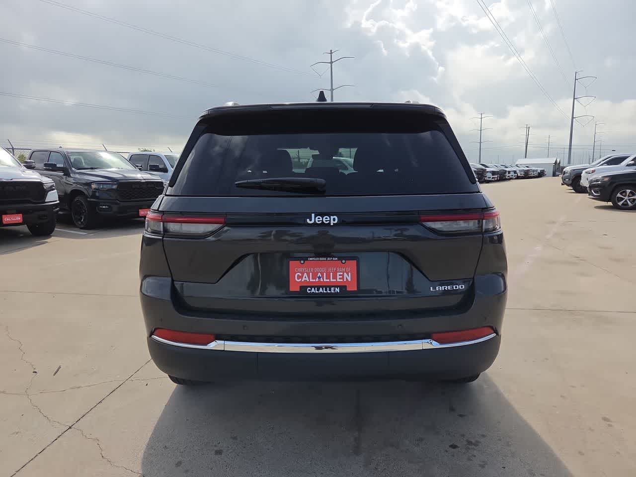 Thumbnail: 2026 Jeep Grand Cherokee - 13