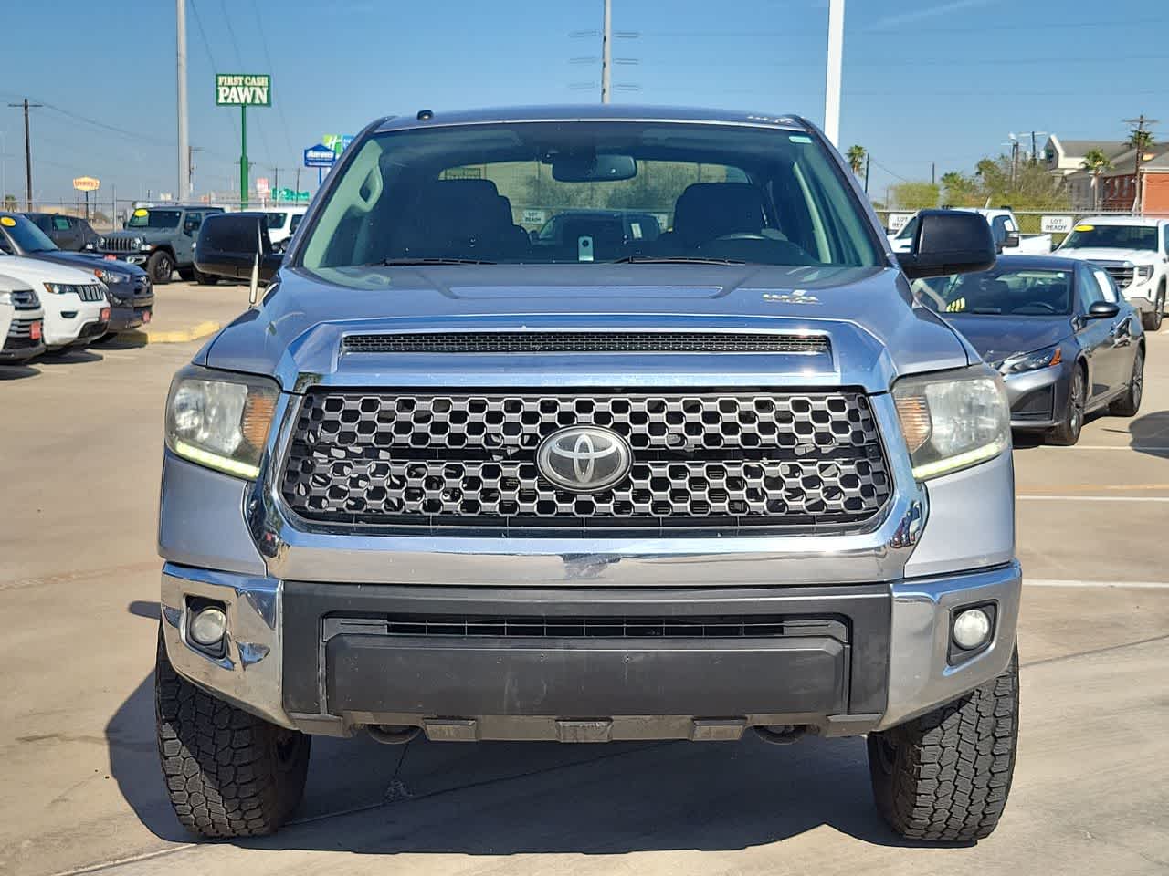 Thumbnail: 2018 Toyota Tundra - 14