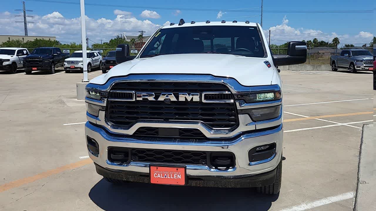 2026 Ram 2500 Tradesman photo 3