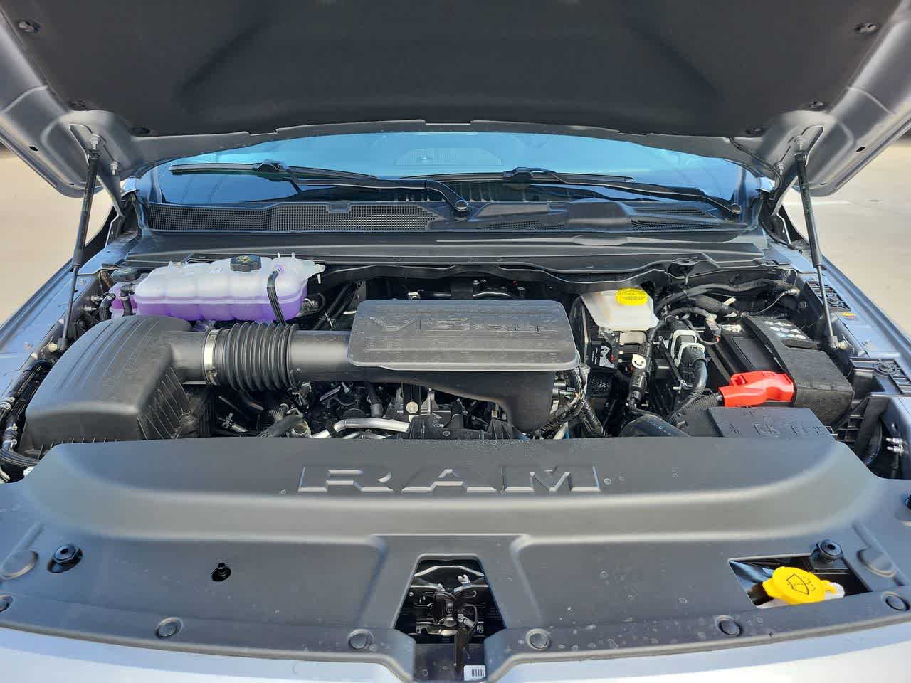 Thumbnail: 2025 RAM 1500 - 17