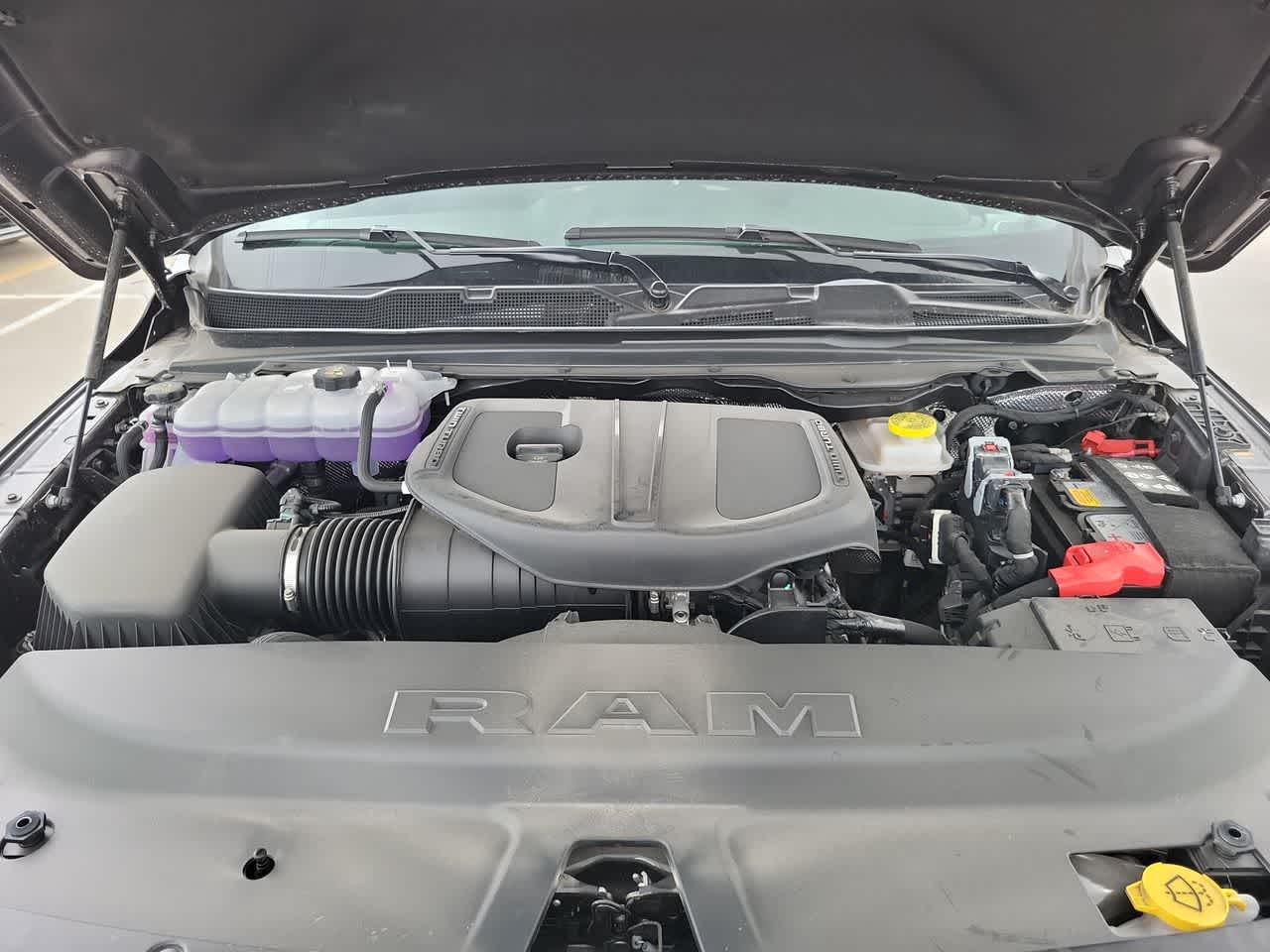 Thumbnail: 2025 RAM 1500 - 17