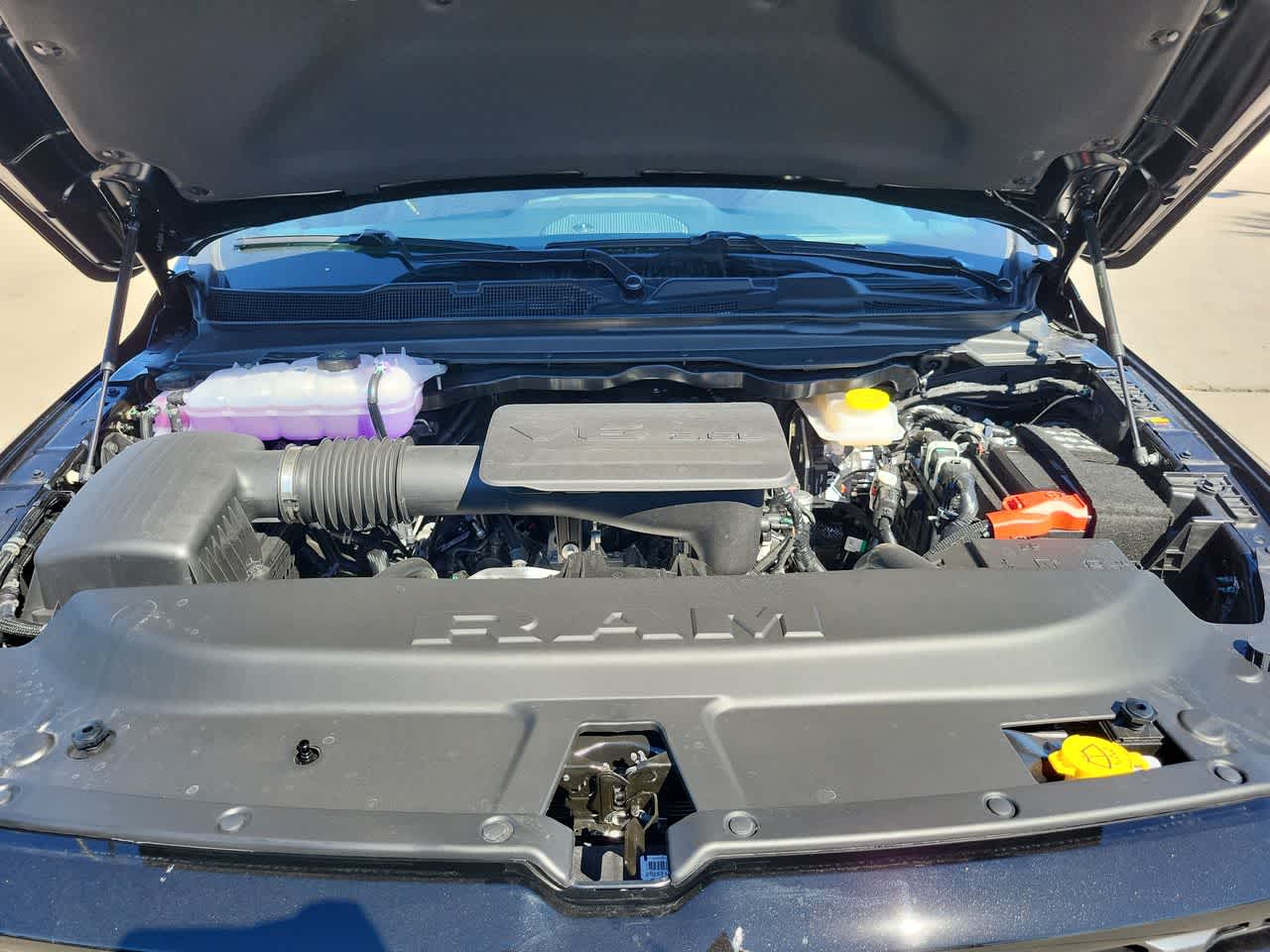 Thumbnail: 2025 RAM 1500 - 17