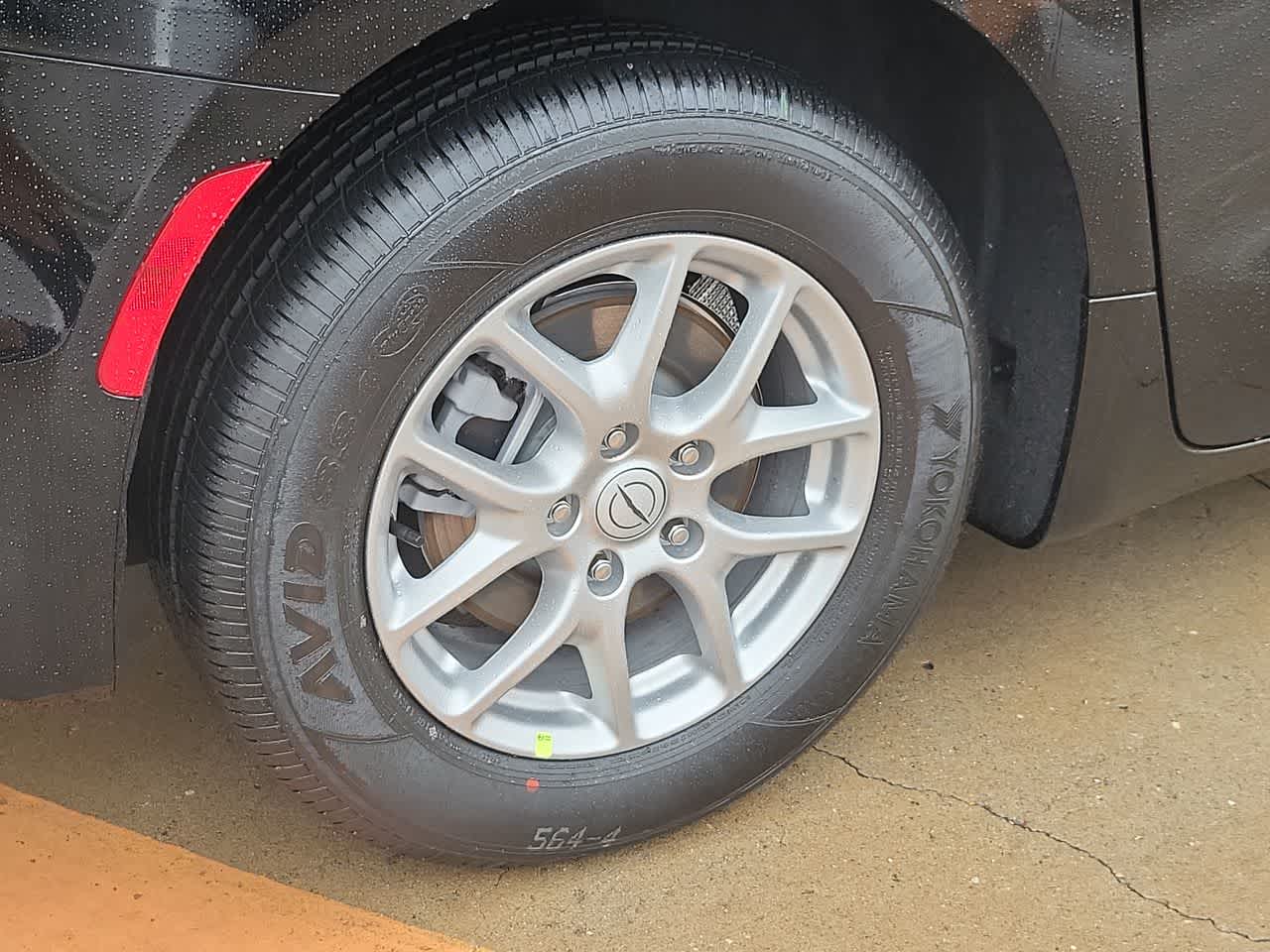 Thumbnail: 2026 Chrysler Voyager - 16