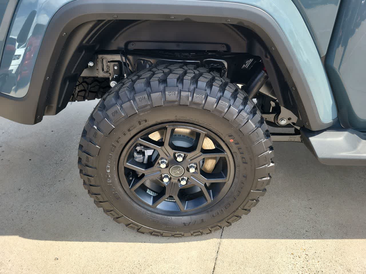 Thumbnail: 2026 Jeep Gladiator - 16