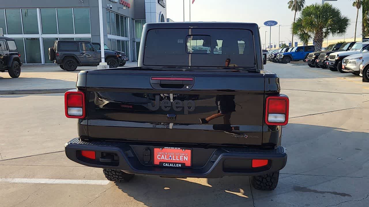 Thumbnail: 2026 Jeep Gladiator - 7