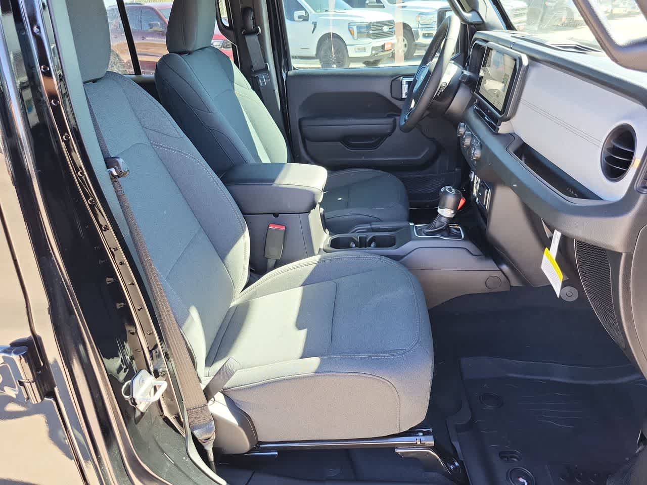 Thumbnail: 2026 Jeep Wrangler - 22