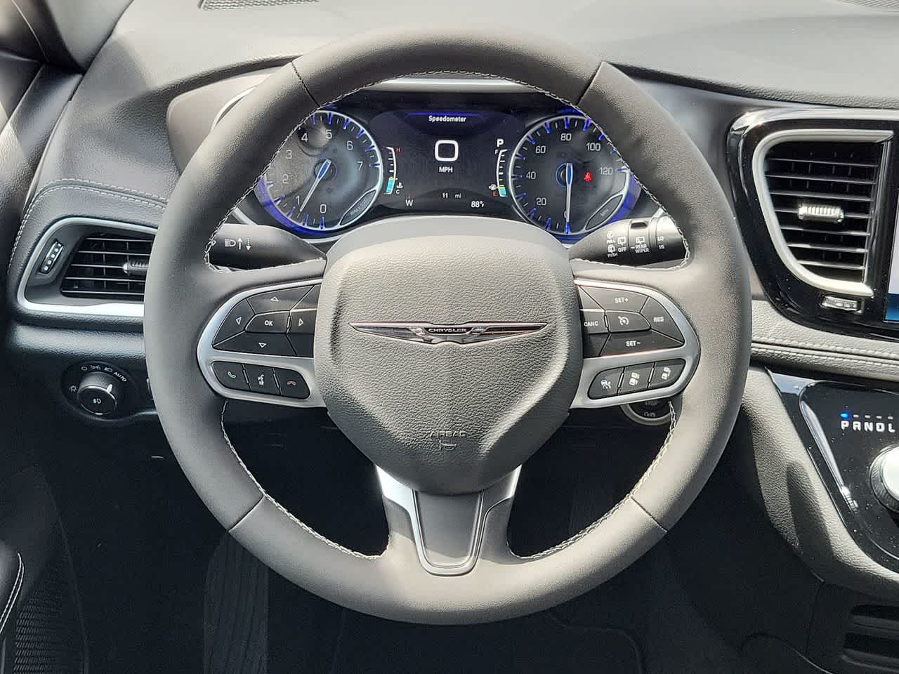 Thumbnail: 2026 Chrysler Pacifica - 23