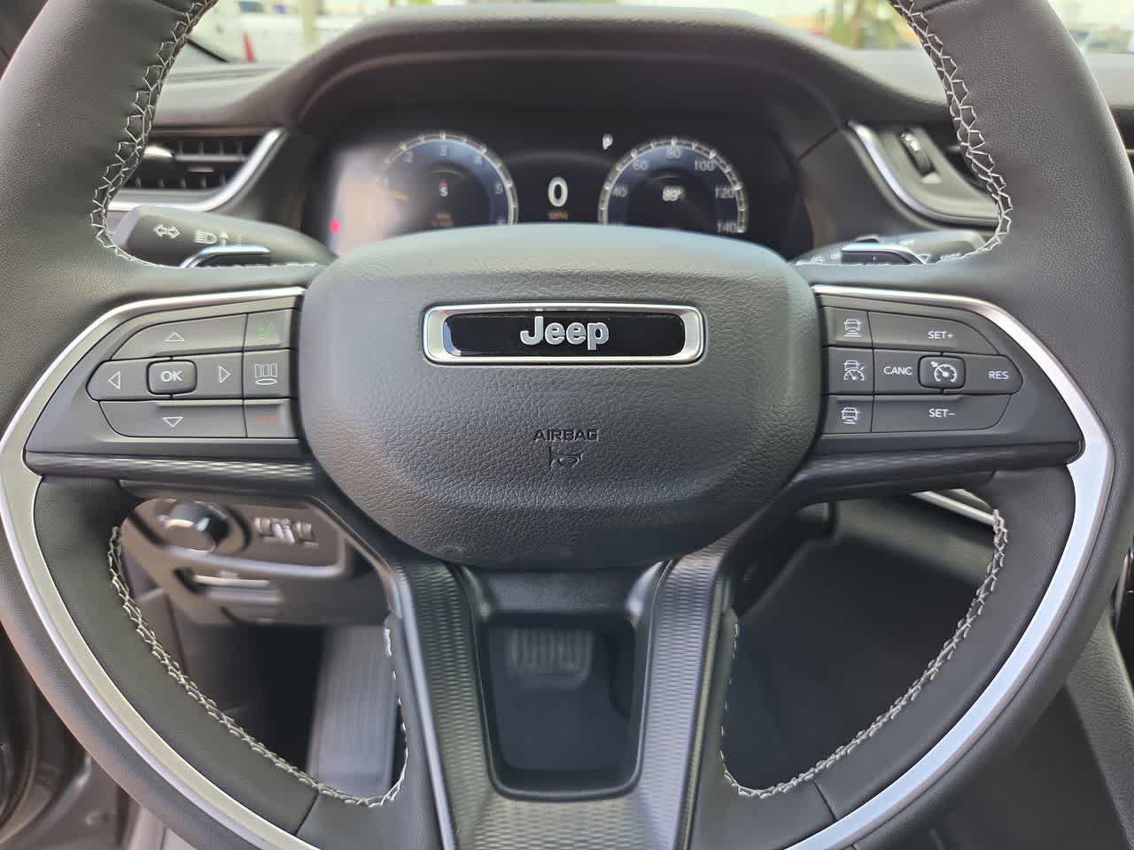 Thumbnail: 2026 Jeep Grand Cherokee - 23