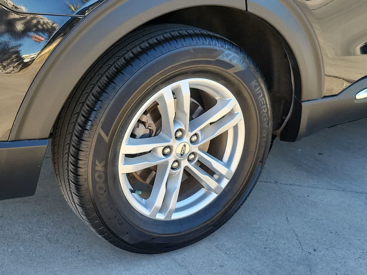 Thumbnail: 2022 Ford Explorer - 16