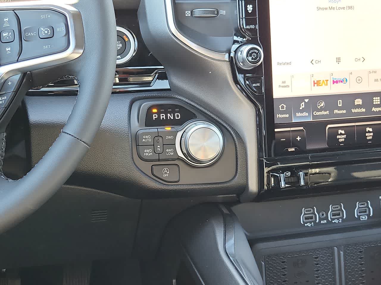 Thumbnail: 2026 RAM 1500 - 25