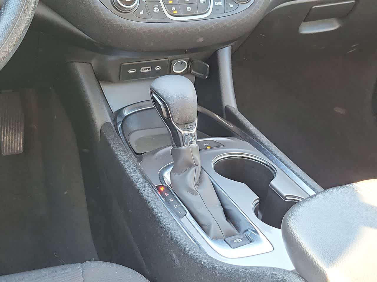 Thumbnail: 2024 Chevrolet Malibu - 25