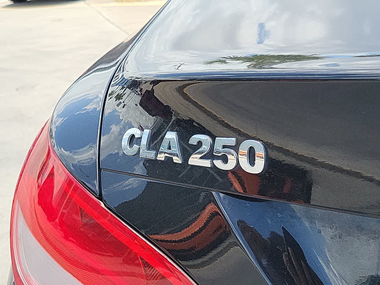 2014 Mercedes-Benz CLA 250 15