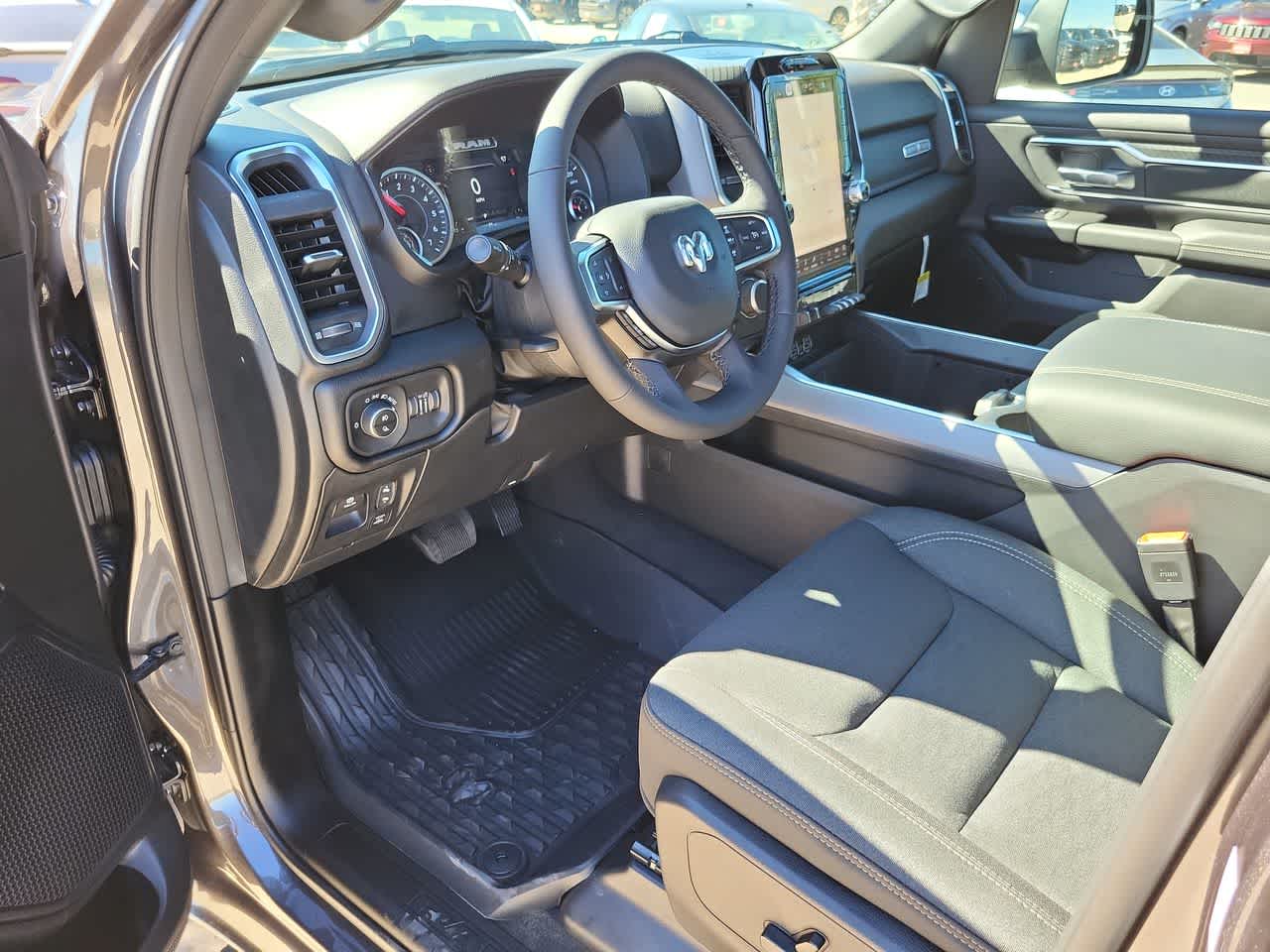 Thumbnail: 2026 RAM 1500 - 10