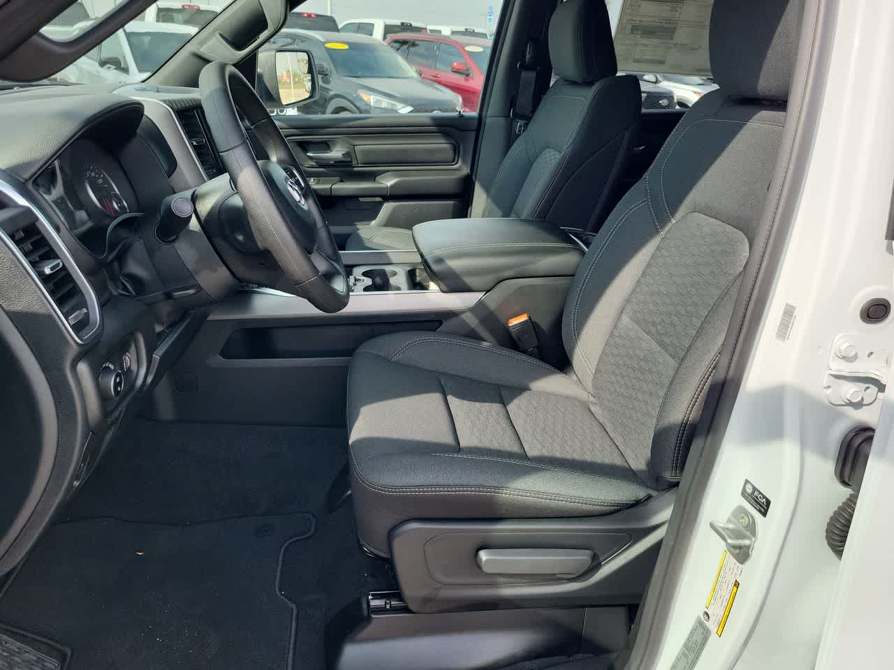 Thumbnail: 2026 RAM 1500 - 19