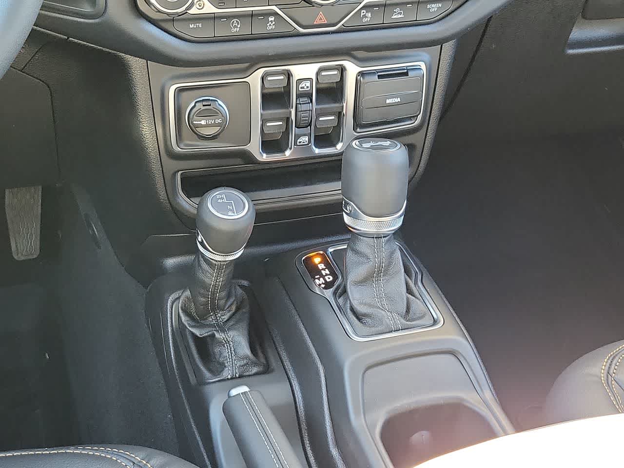 Thumbnail: 2026 Jeep Wrangler - 25