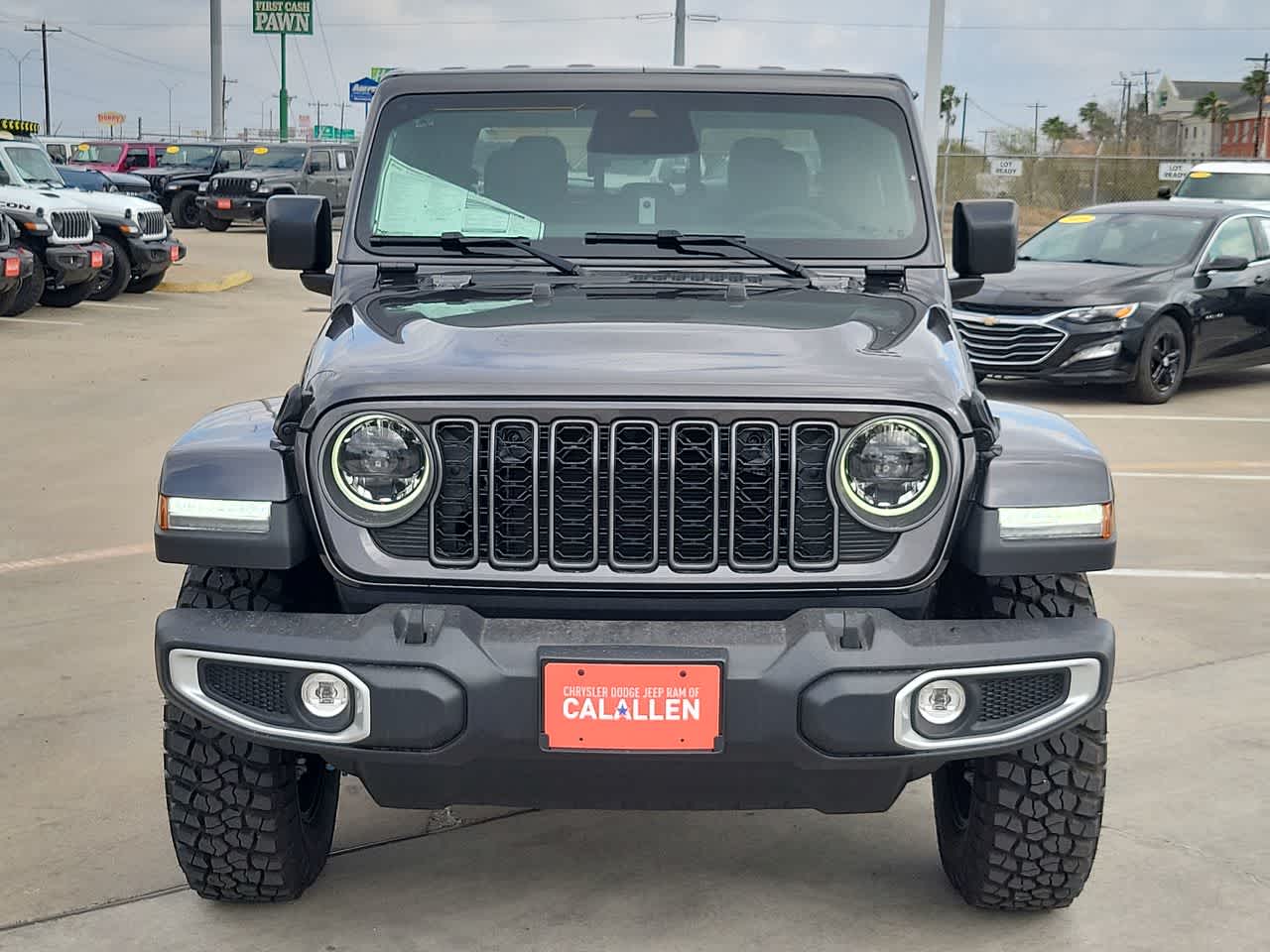 Thumbnail: 2026 Jeep Gladiator - 14