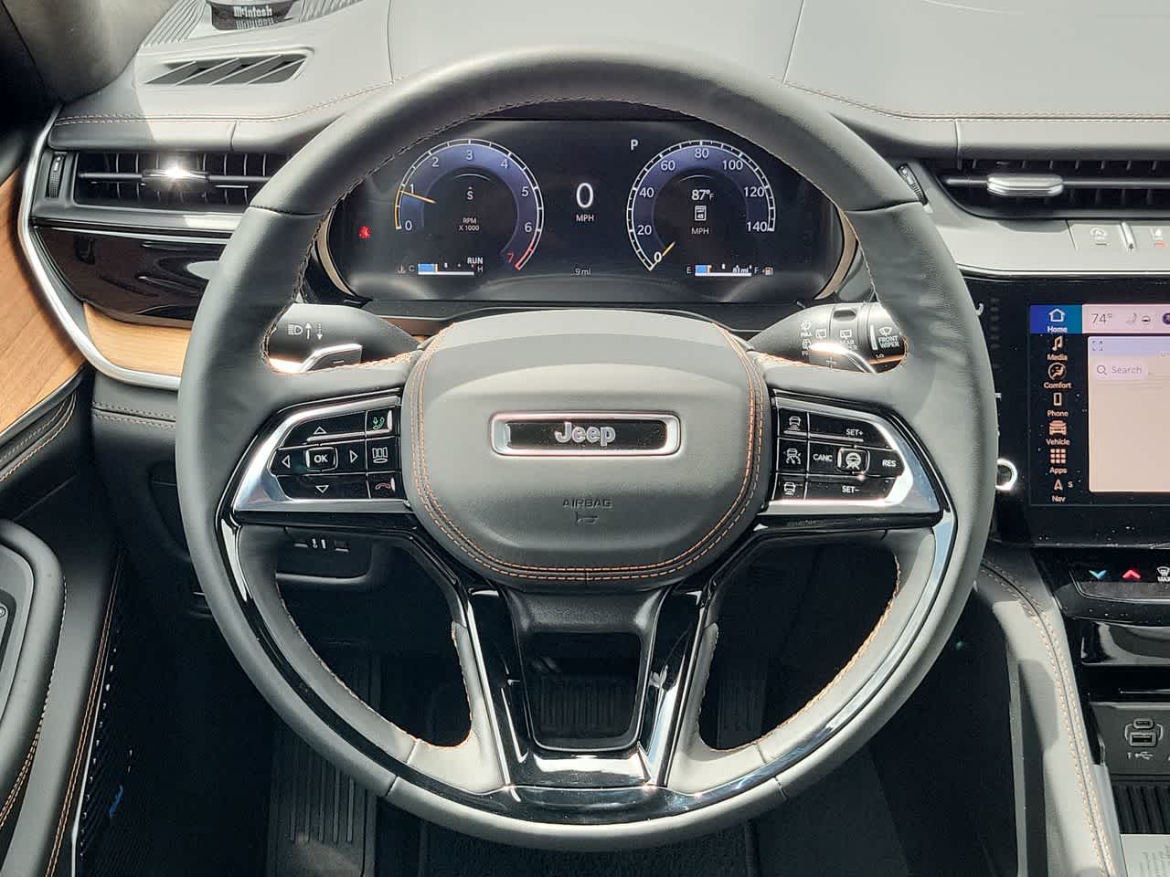 Thumbnail: 2026 Jeep Grand Cherokee - 23