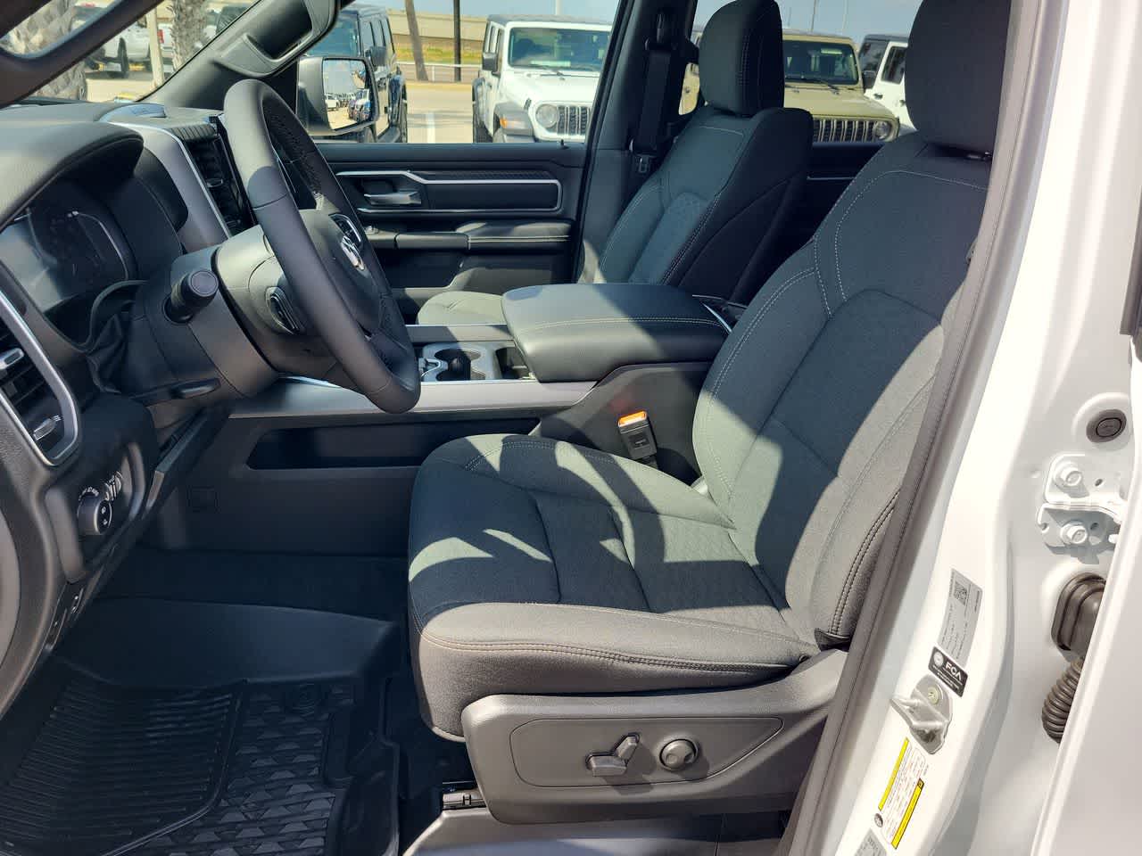 Thumbnail: 2026 RAM 1500 - 19