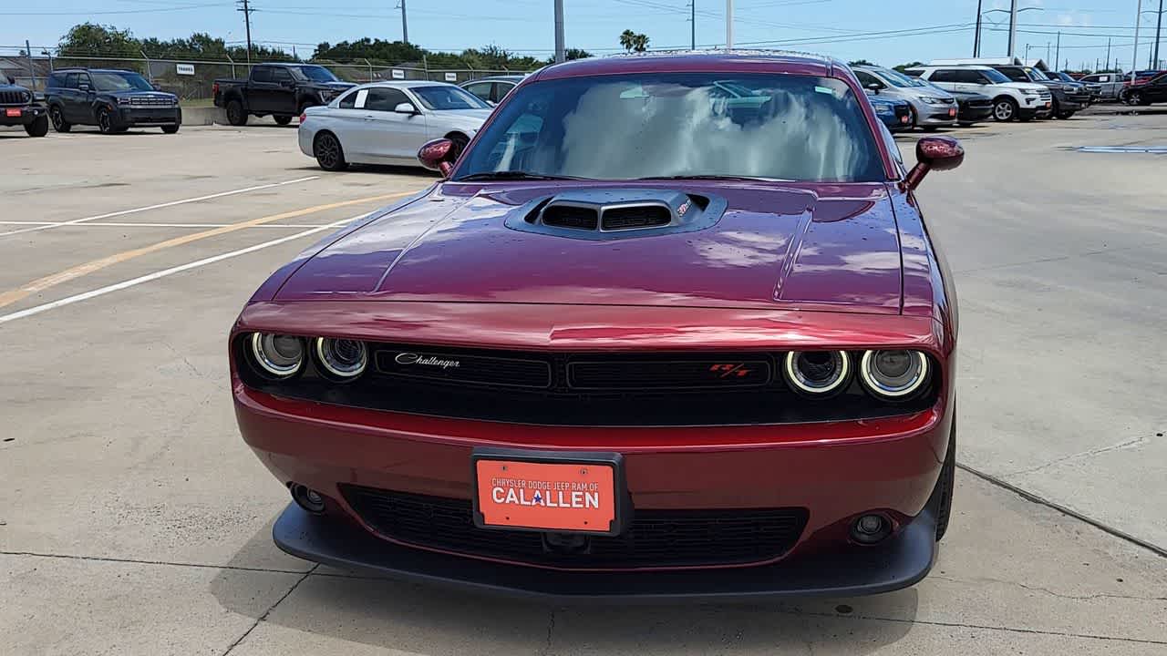 Thumbnail: 2023 Dodge Challenger - 3
