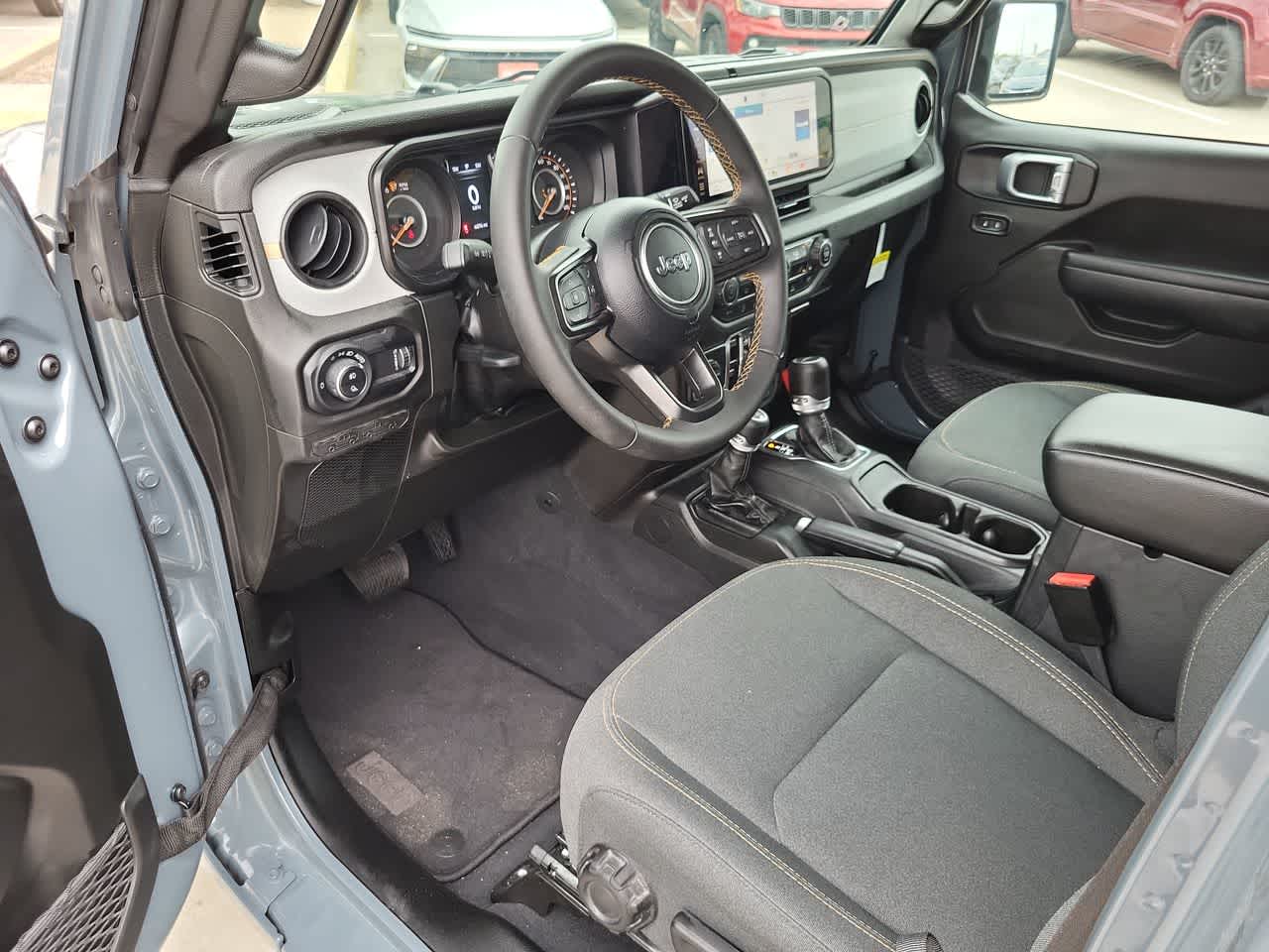 Thumbnail: 2025 Jeep Gladiator - 10