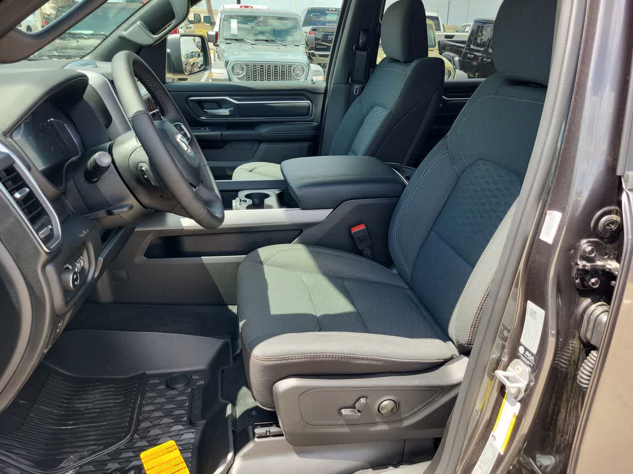 Thumbnail: 2026 RAM 1500 - 19