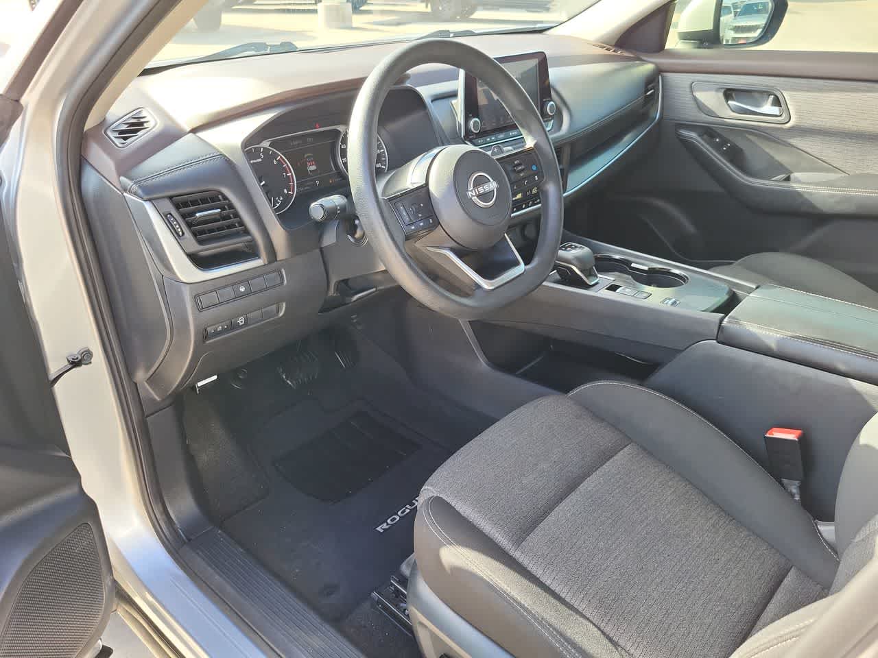 Thumbnail: 2023 Nissan Rogue - 10