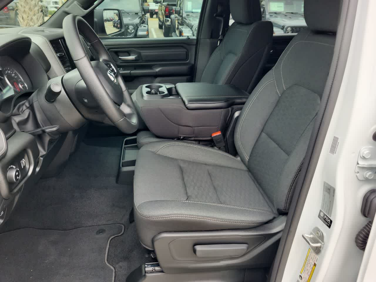 Thumbnail: 2026 RAM 1500 - 19