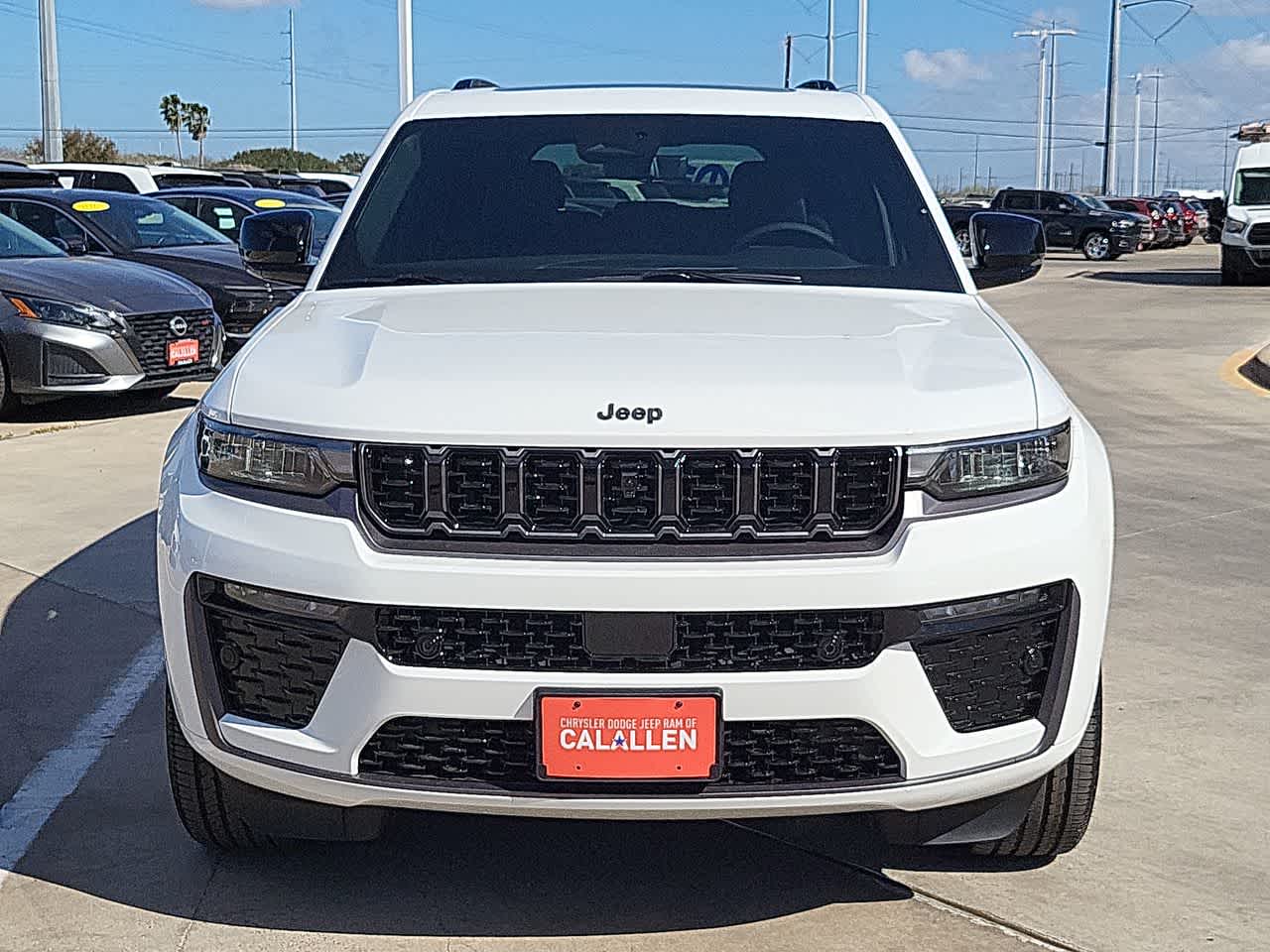 Thumbnail: 2026 Jeep Grand Cherokee - 14