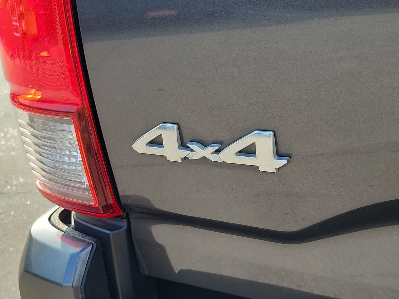 Thumbnail: 2023 Toyota Tacoma - 15