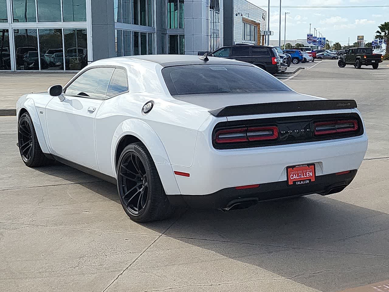 Thumbnail: 2022 Dodge Challenger - 12