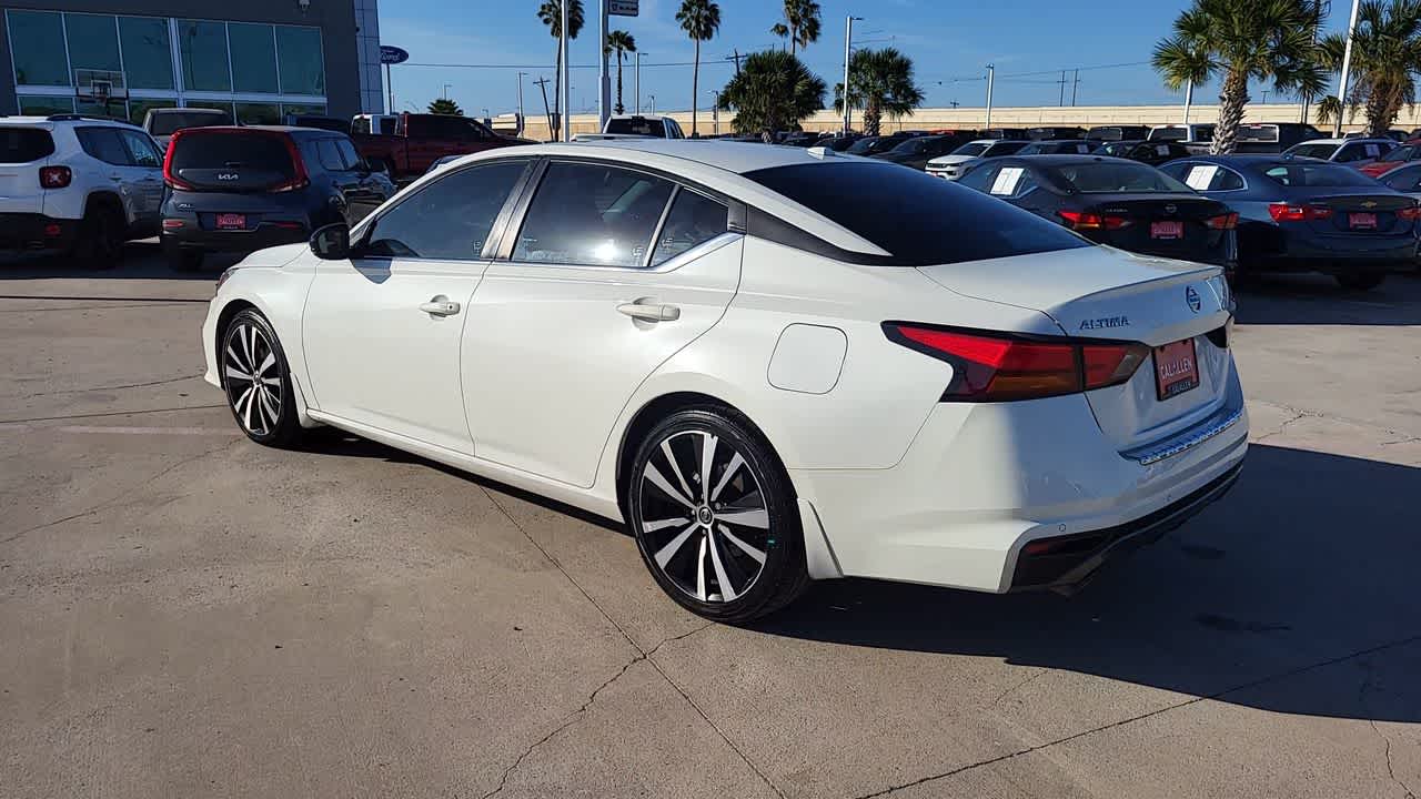 Thumbnail: 2021 Nissan Altima - 6