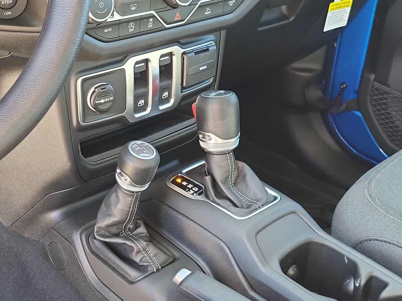 Thumbnail: 2026 Jeep Wrangler - 25