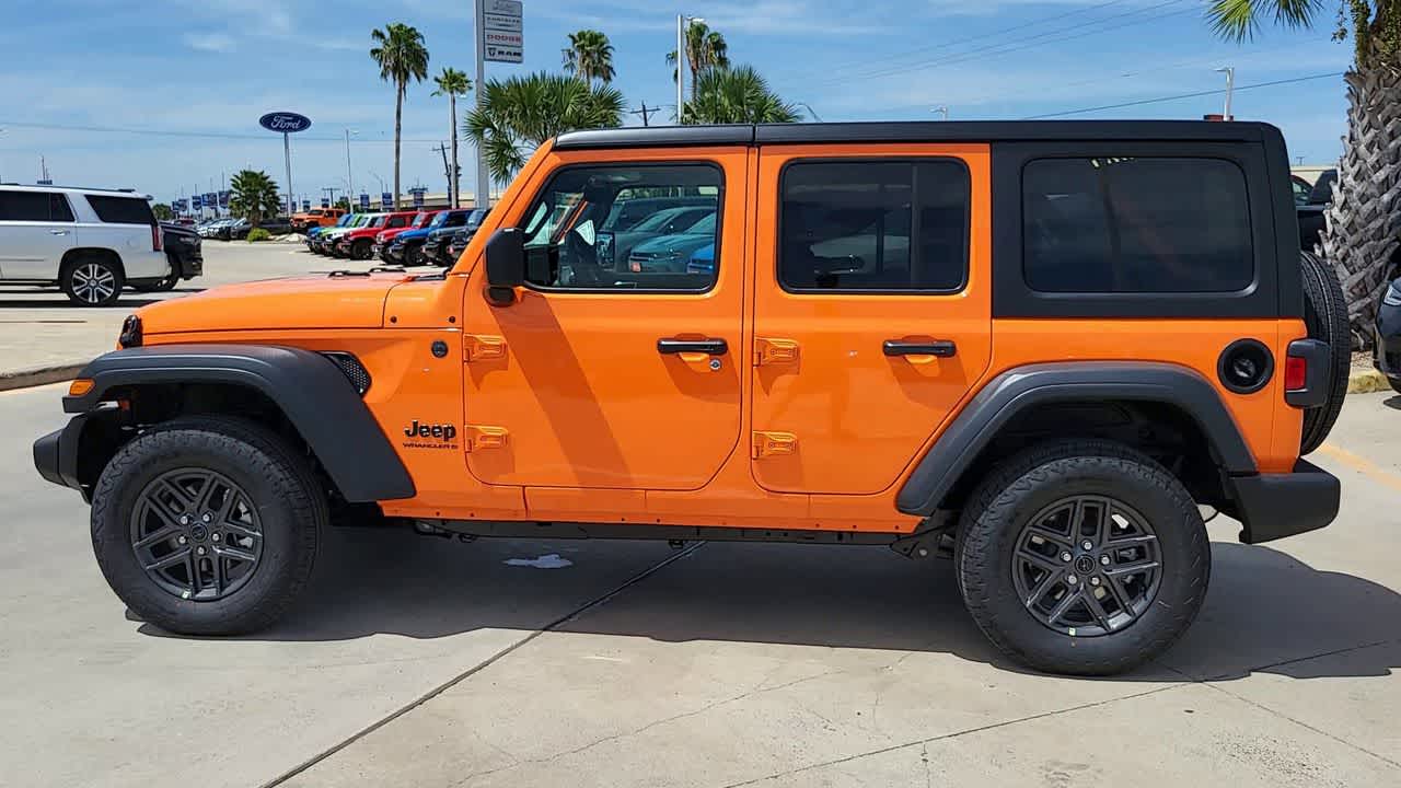 Thumbnail: 2025 Jeep Wrangler - 5