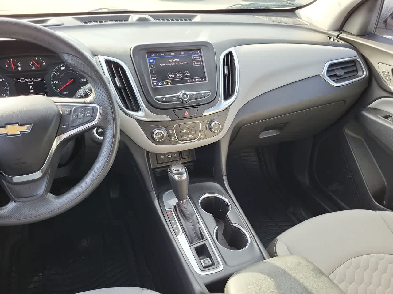 Thumbnail: 2021 Chevrolet Equinox - 24