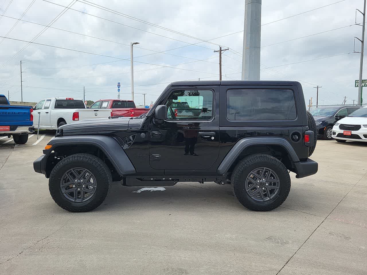 Thumbnail: 2026 Jeep Wrangler - 11