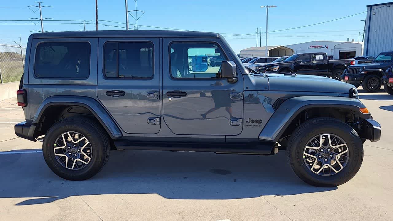 Thumbnail: 2026 Jeep Wrangler - 9