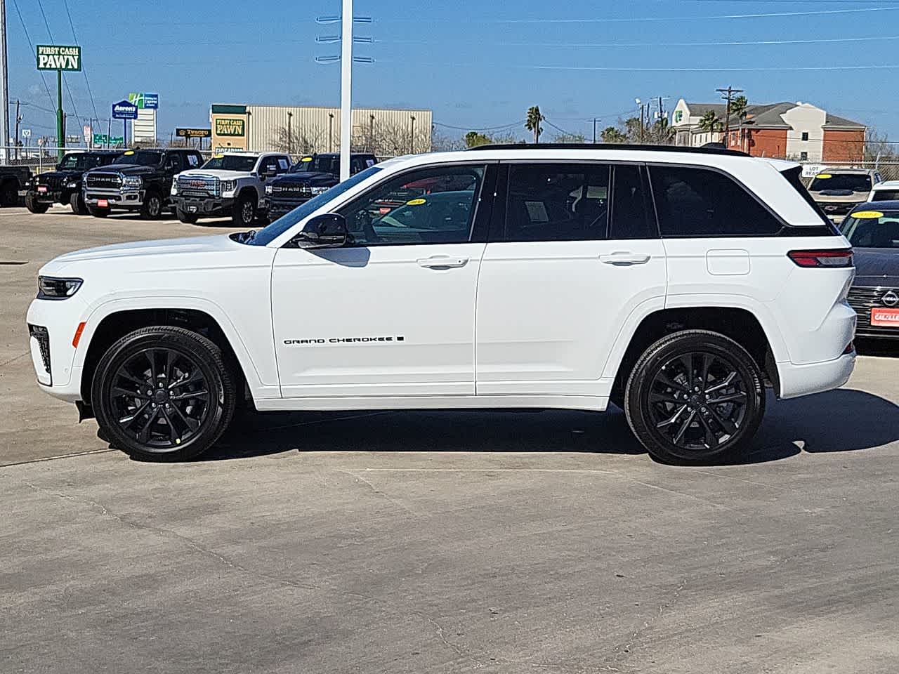 Thumbnail: 2026 Jeep Grand Cherokee - 11