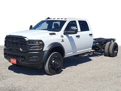 2026 Ram 4500 Chassis Cab TRADESMAN  CREW  4X4 84' CA Pickup