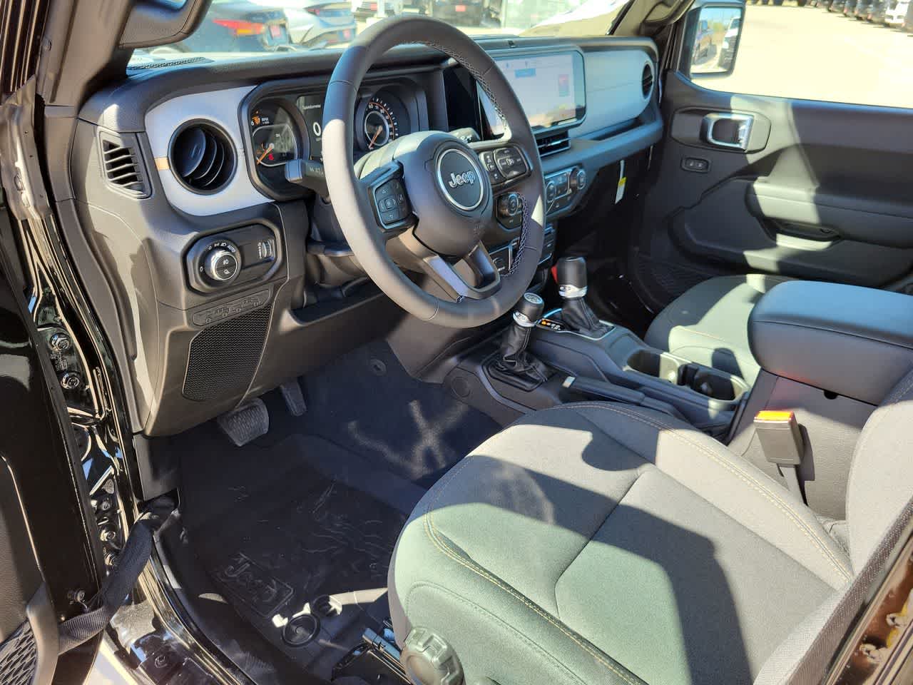 Thumbnail: 2026 Jeep Gladiator - 10