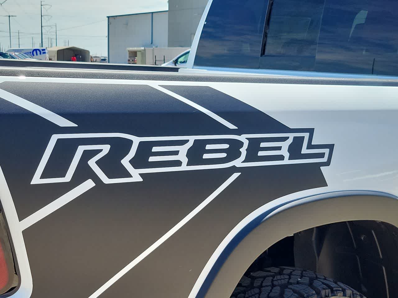 Thumbnail: 2026 RAM 1500 - 15