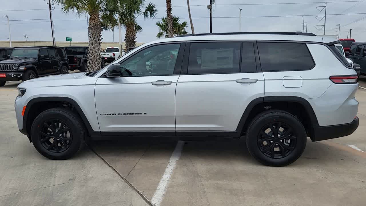 Thumbnail: 2026 Jeep Grand Cherokee - 5