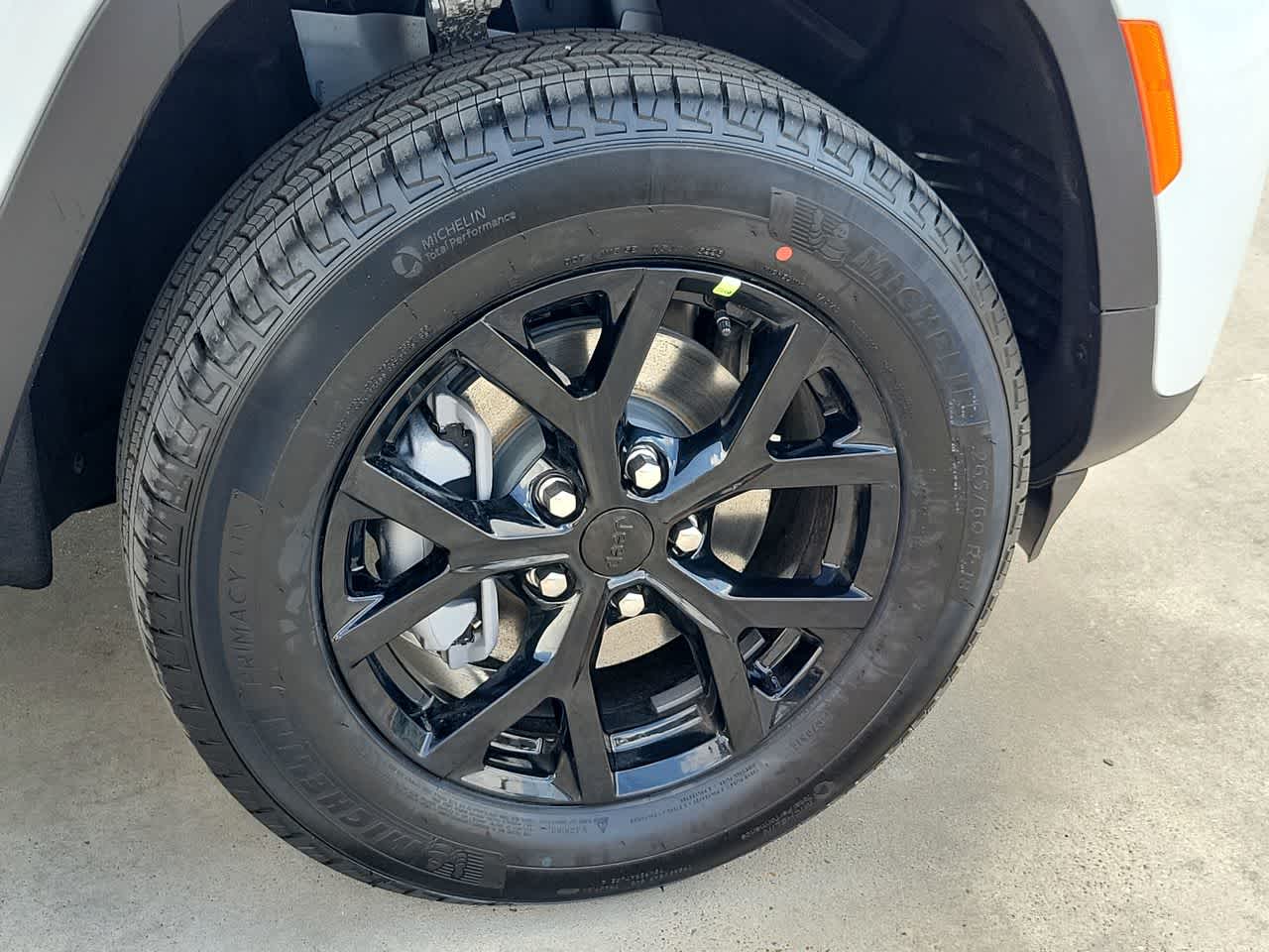 Thumbnail: 2026 Jeep Grand Cherokee - 16