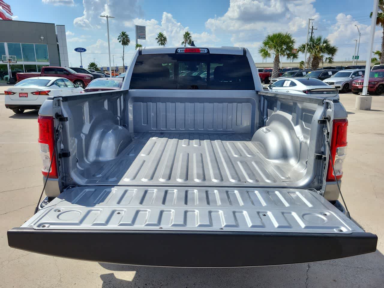 Thumbnail: 2024 RAM 1500 - 27