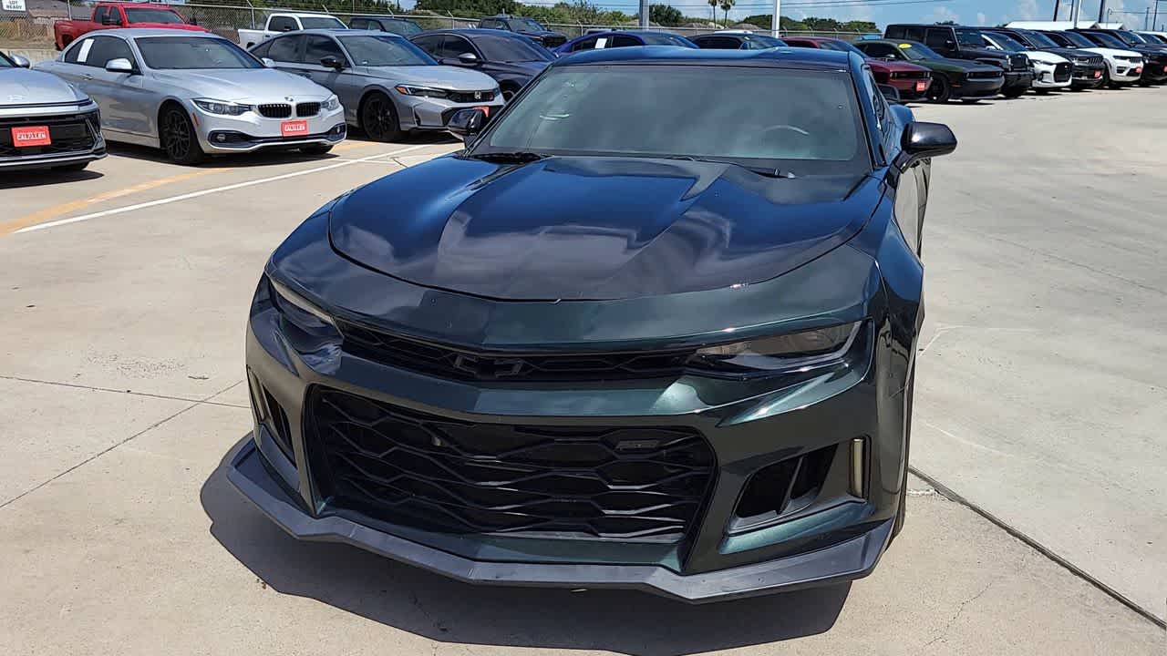 2020 Chevrolet Camaro 1LT photo 3