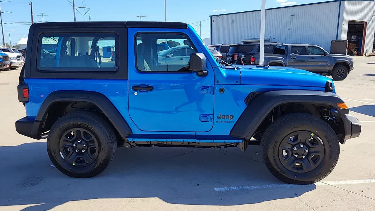 Thumbnail: 2026 Jeep Wrangler - 9